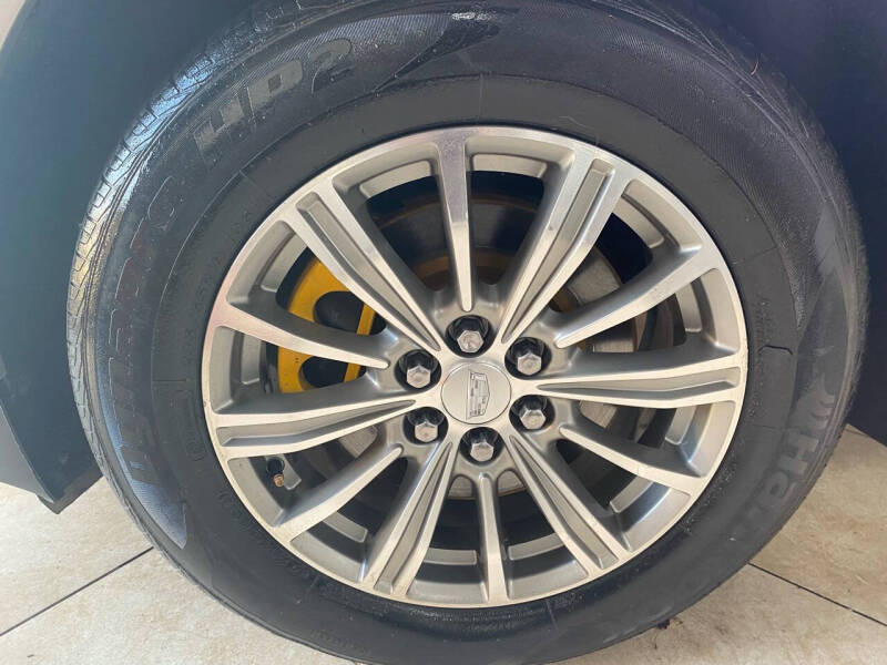 2020 Cadillac XT5 Luxury