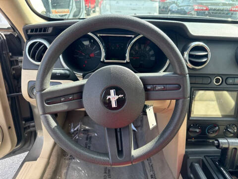 2005 Ford Mustang V6 Premium
