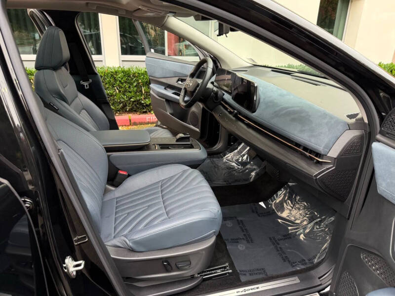 2023 Nissan Ariya Platinum+ e-4ORCE