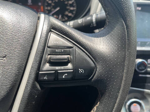 2017 Nissan Maxima 3.5 SV