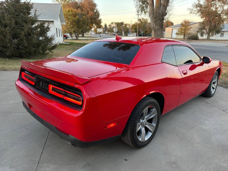 2019 Dodge Challenger SXT