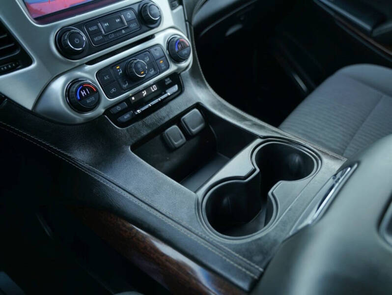 2017 GMC Yukon XL SLE