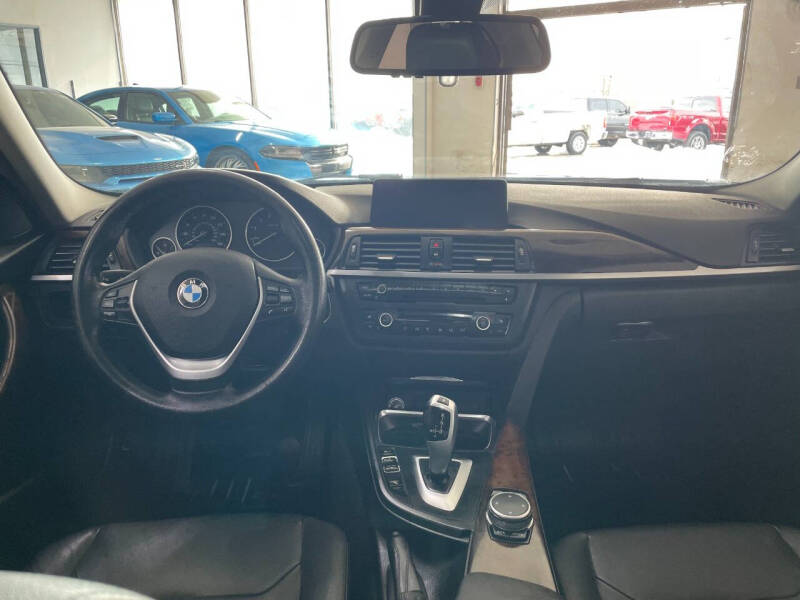 2015 BMW 3 Series 328i xDrive
