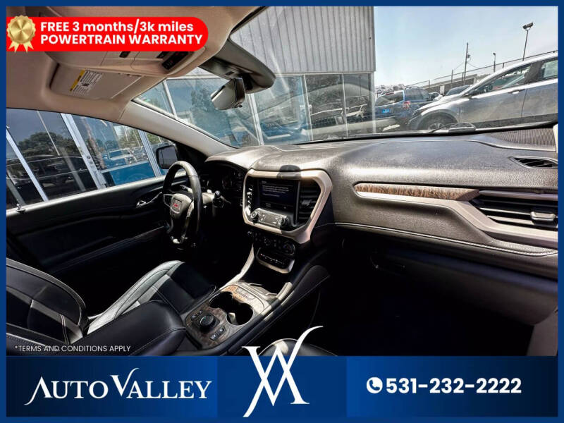 2020 GMC Acadia Denali