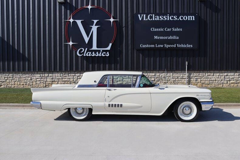 1958 Ford Thunderbird