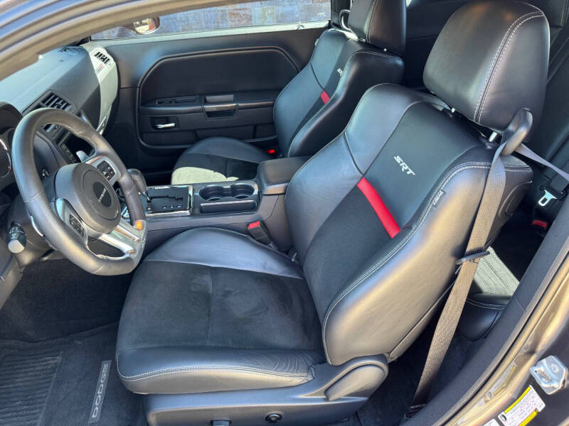 2014 Dodge Challenger SRT8 Core