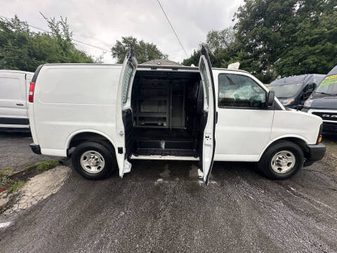 2017 Chevrolet Express 2500