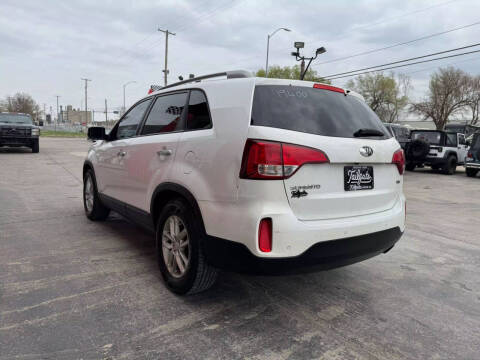 2015 Kia Sorento LX