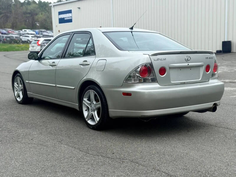 2002 Lexus IS 300