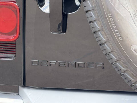 2025 Land Rover Defender 110 P400 S