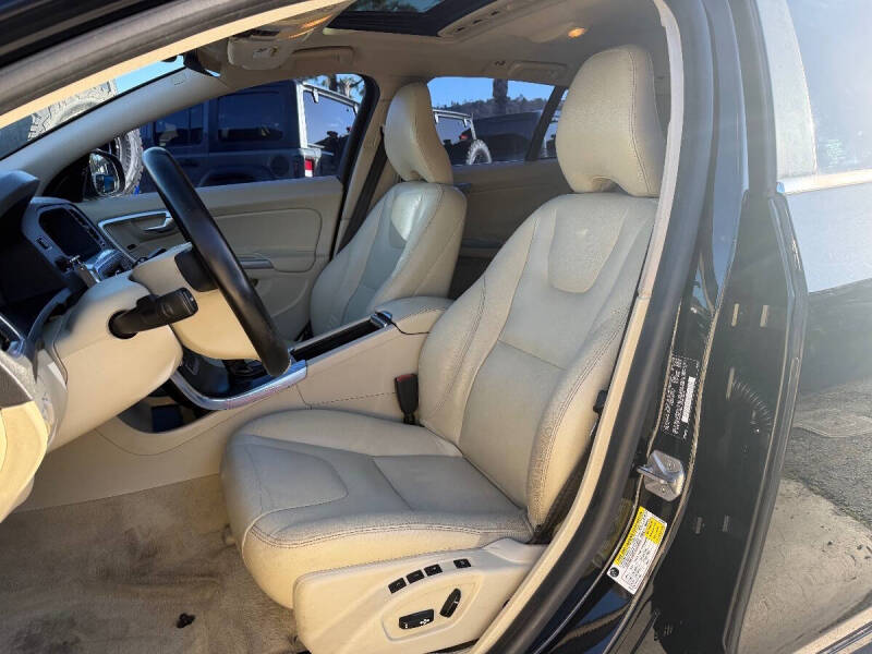 2015 Volvo V60 T5 Drive-E Platinum