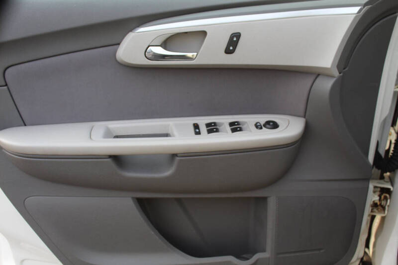 2012 Chevrolet Traverse LS