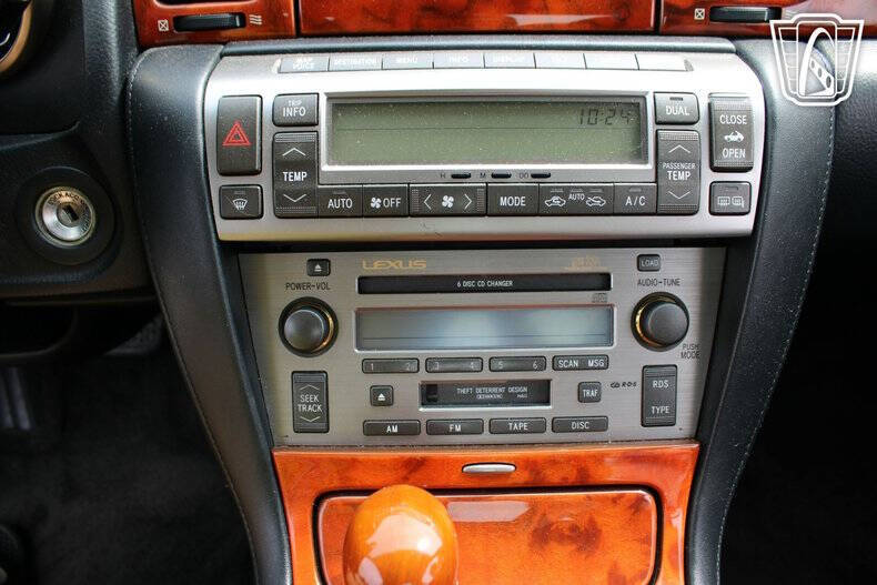 2002 Lexus SC 430