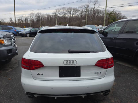 2011 Audi A4 2.0T quattro Avant Prestige