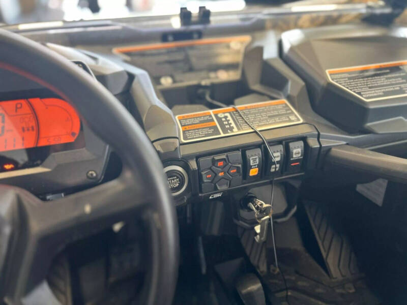 2023 Can-Am Commander