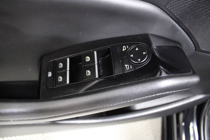 2024 Mazda Mazda3 Hatchback 2.5 S Preferred