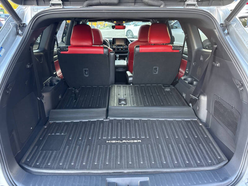 2022 Toyota Highlander XSE