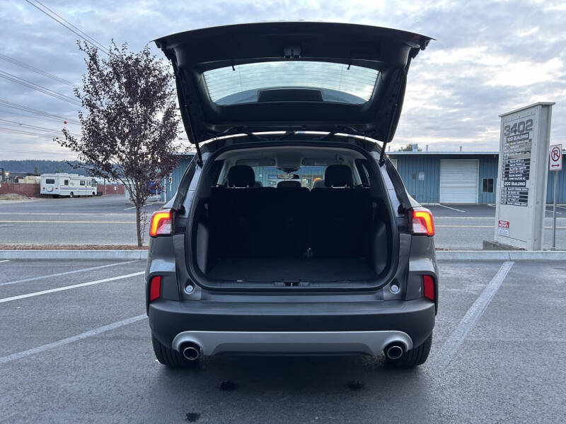 2022 Ford Escape S