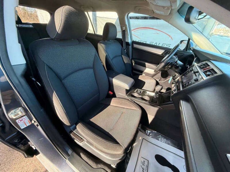 2017 Subaru Outback 2.5i Premium