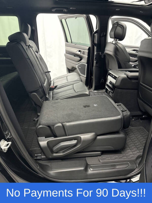 2025 Jeep Wagoneer L Series III