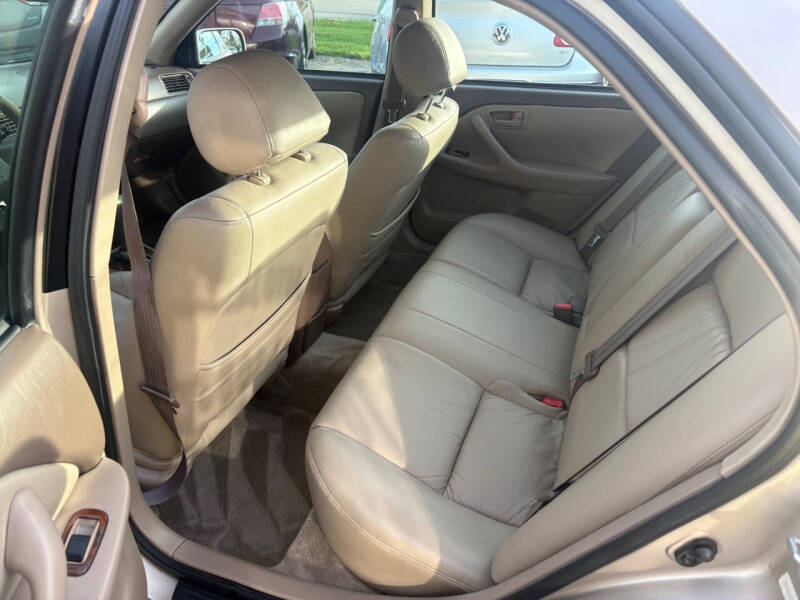 2000 Toyota Camry LE V6