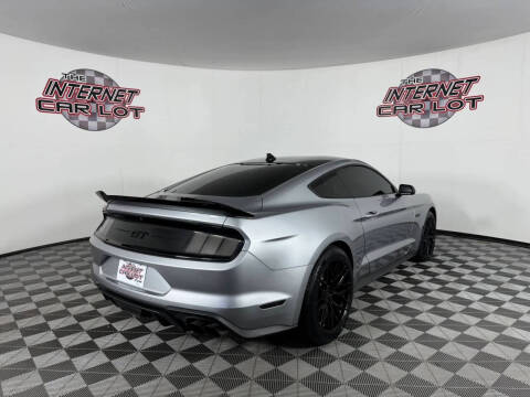 2022 Ford Mustang