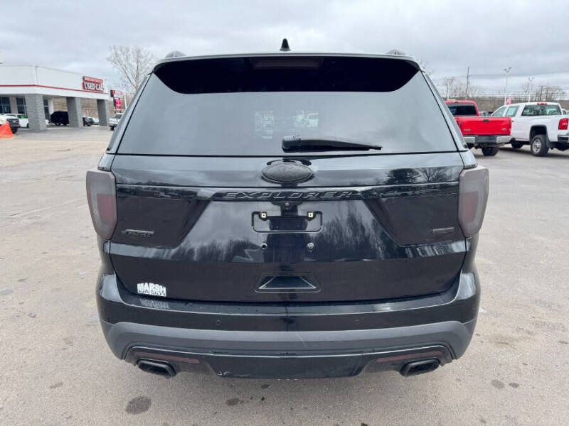 2016 Ford Explorer Sport