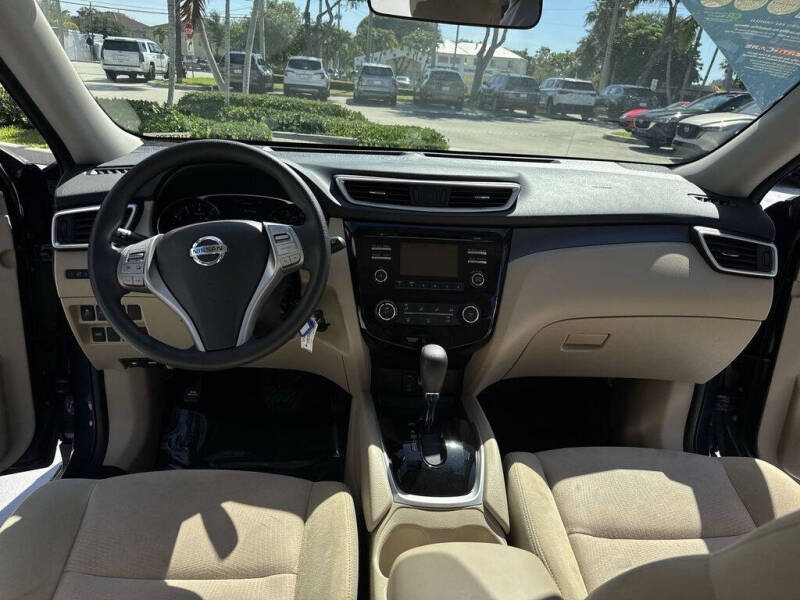 2016 Nissan Rogue S