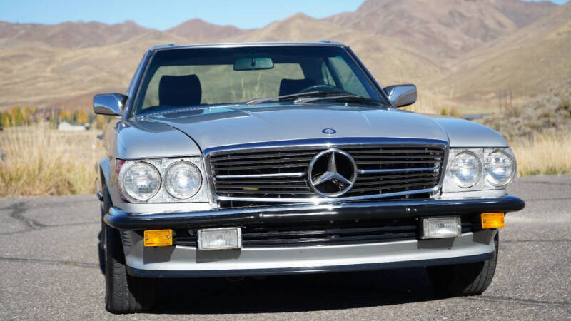 1989 Mercedes-Benz 560-Class 560 SL