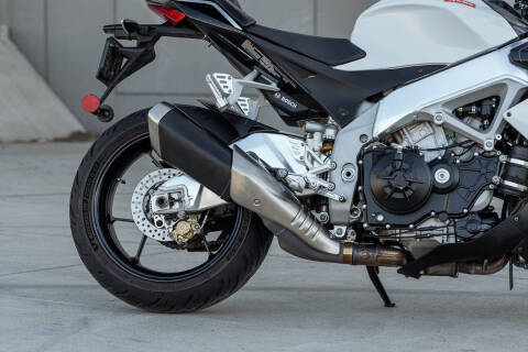 2015 Aprilia Tuono V4
