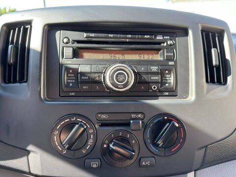 2017 Chevrolet City Express LT