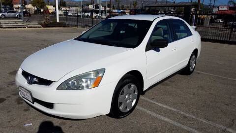 2005 Honda Accord for sale at Valley Classic Motors in North Hollywood CA