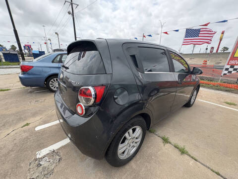 2015 Chevrolet Sonic LT Auto