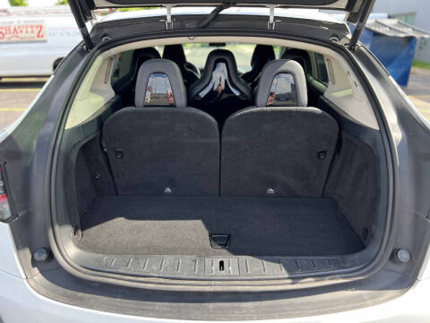 2016 Tesla Model X 75D