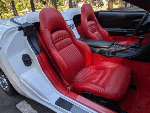 2004 Chevrolet Corvette