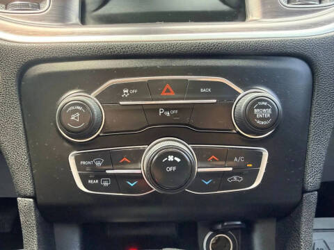 2015 Dodge Charger SE