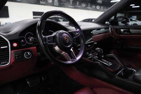 2021 Porsche Cayenne GTS Coupe