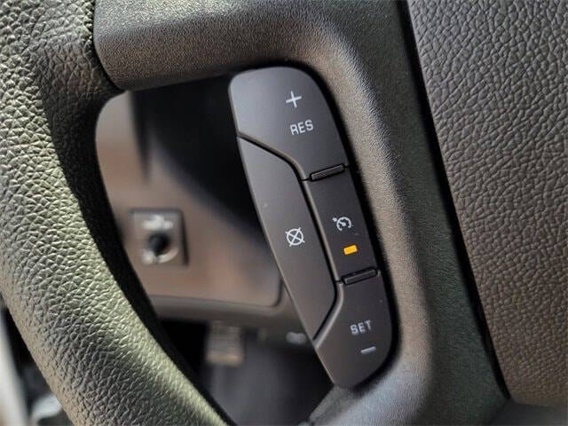 2025 Chevrolet Express 2500