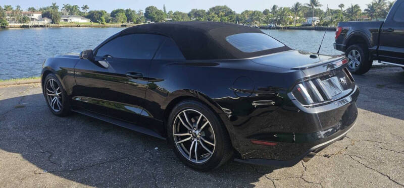 2017 Ford Mustang EcoBoost Premium