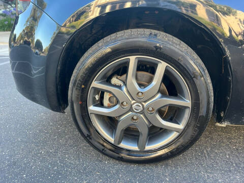 2011 Nissan cube 1.8