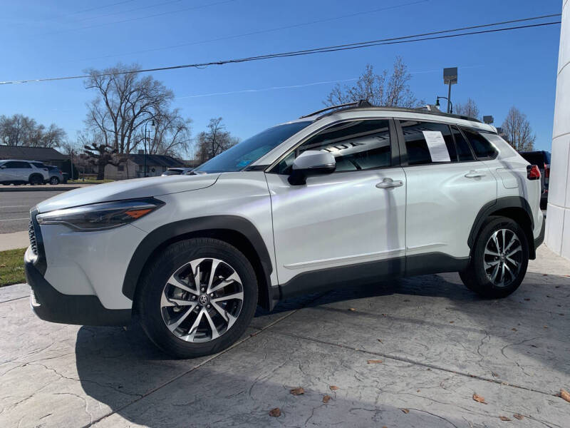 2024 Toyota Corolla Cross XLE