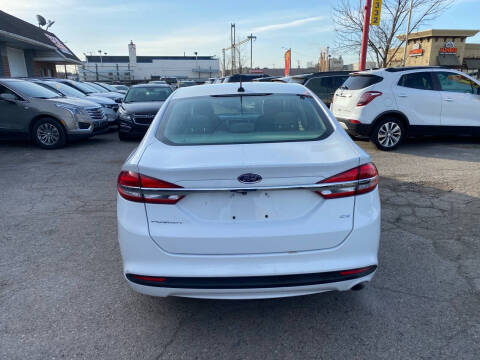 2017 Ford Fusion SE