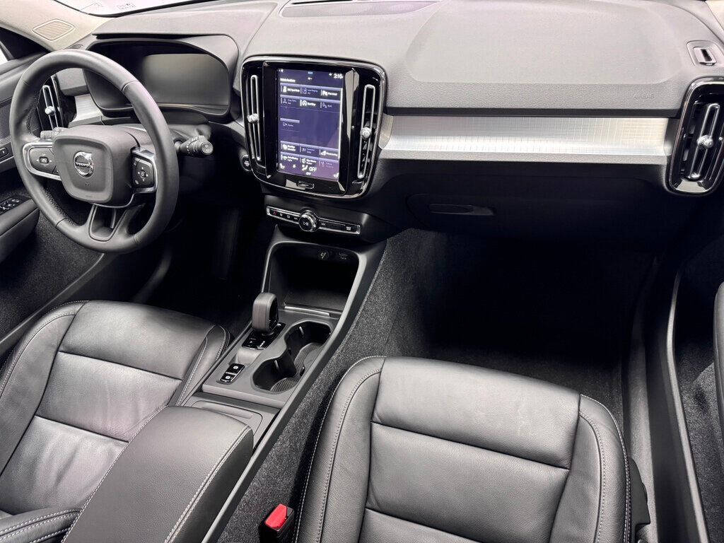 2022 Volvo XC40 for sale at Conway Imports in   Streamwood, IL