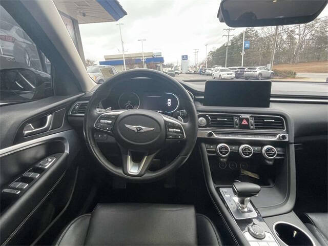 2023 Genesis G70