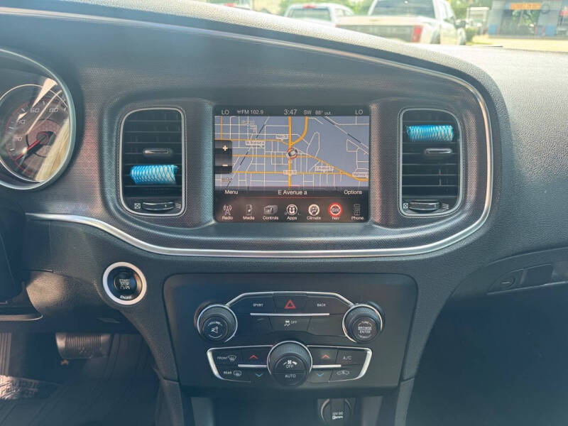 2015 Dodge Charger SXT