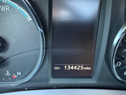 2017 Toyota RAV4 Hybrid XLE