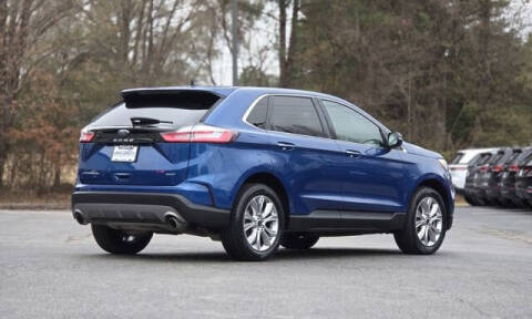 2024 Ford Edge Titanium