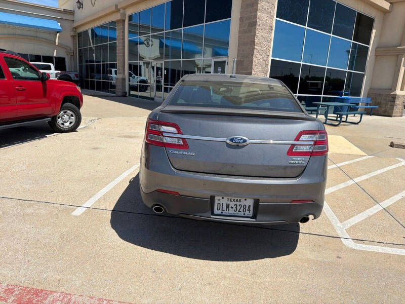 2014 Ford Taurus SEL