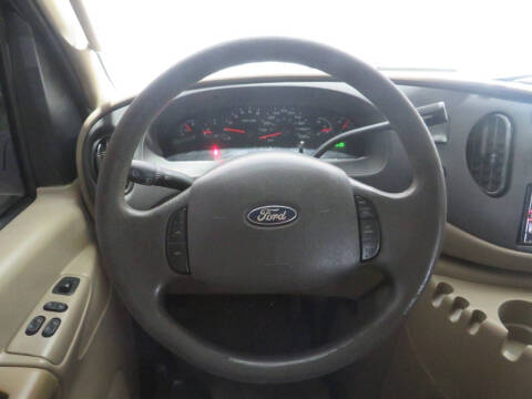 2005 Ford E-Series E-150 XL