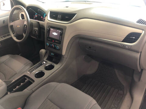 2017 Chevrolet Traverse LS